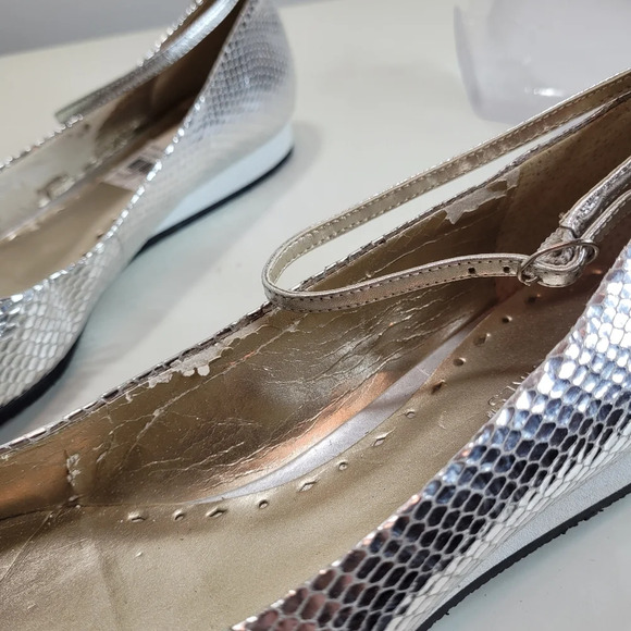 BCBG Silver Pauline Ankle Strap Wedge Shoes Size Women's 9.5 NEW with Defects - Picture 9 of 12